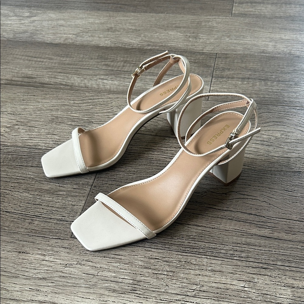 EXPRESS Women's Cream Ankle Strap Heels
